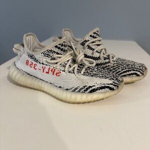 Yeezy Zebra Unisex Size 5